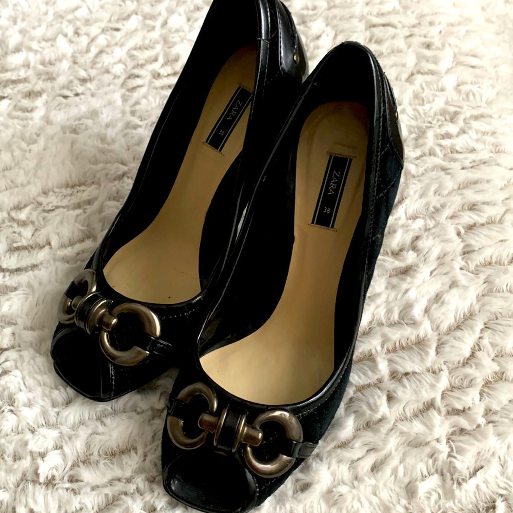 ZARA is made in Spain, fish mouth high heels